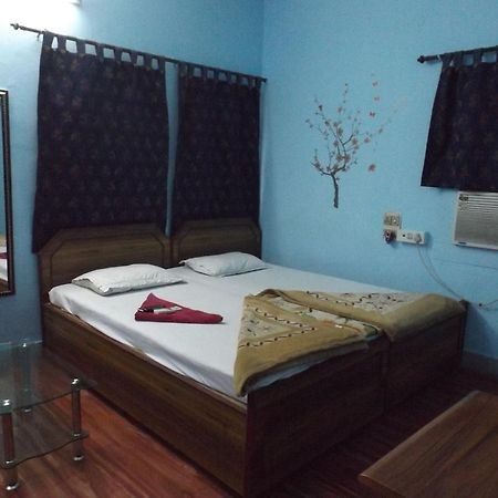 Aakash Ganga Holidays Hotel Колката Екстериор снимка