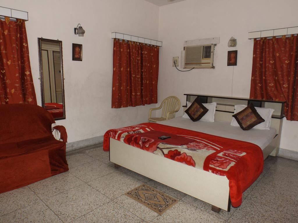Aakash Ganga Holidays Hotel Колката Екстериор снимка